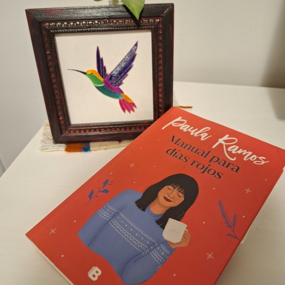 Books - Picture 3 of 6